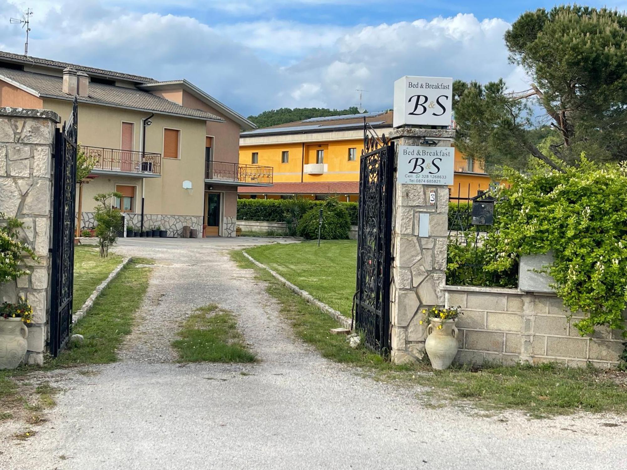 Bed and Breakfast B&S Vinchiaturo Экстерьер фото