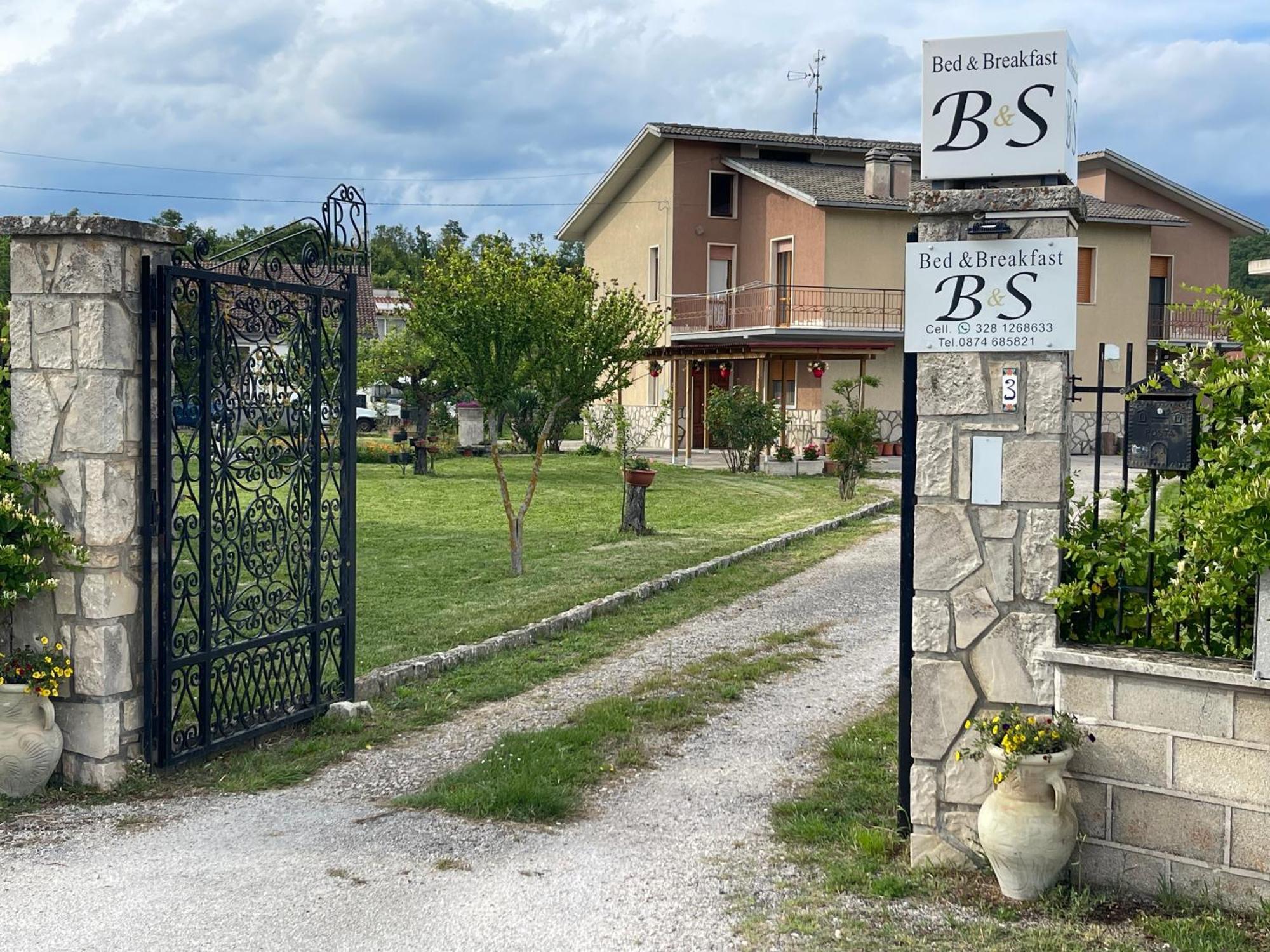 Bed and Breakfast B&S Vinchiaturo Экстерьер фото